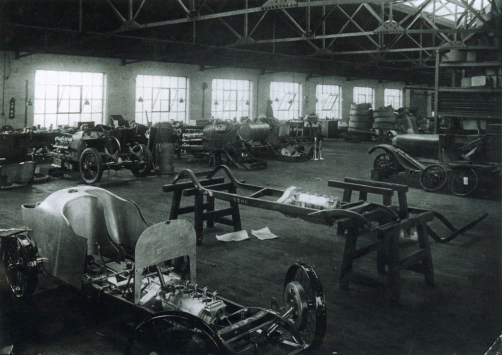 1922 Expperimental Dep. Wolverhampton 2 & 3 Litre under construction